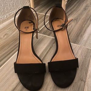 h&m black heels